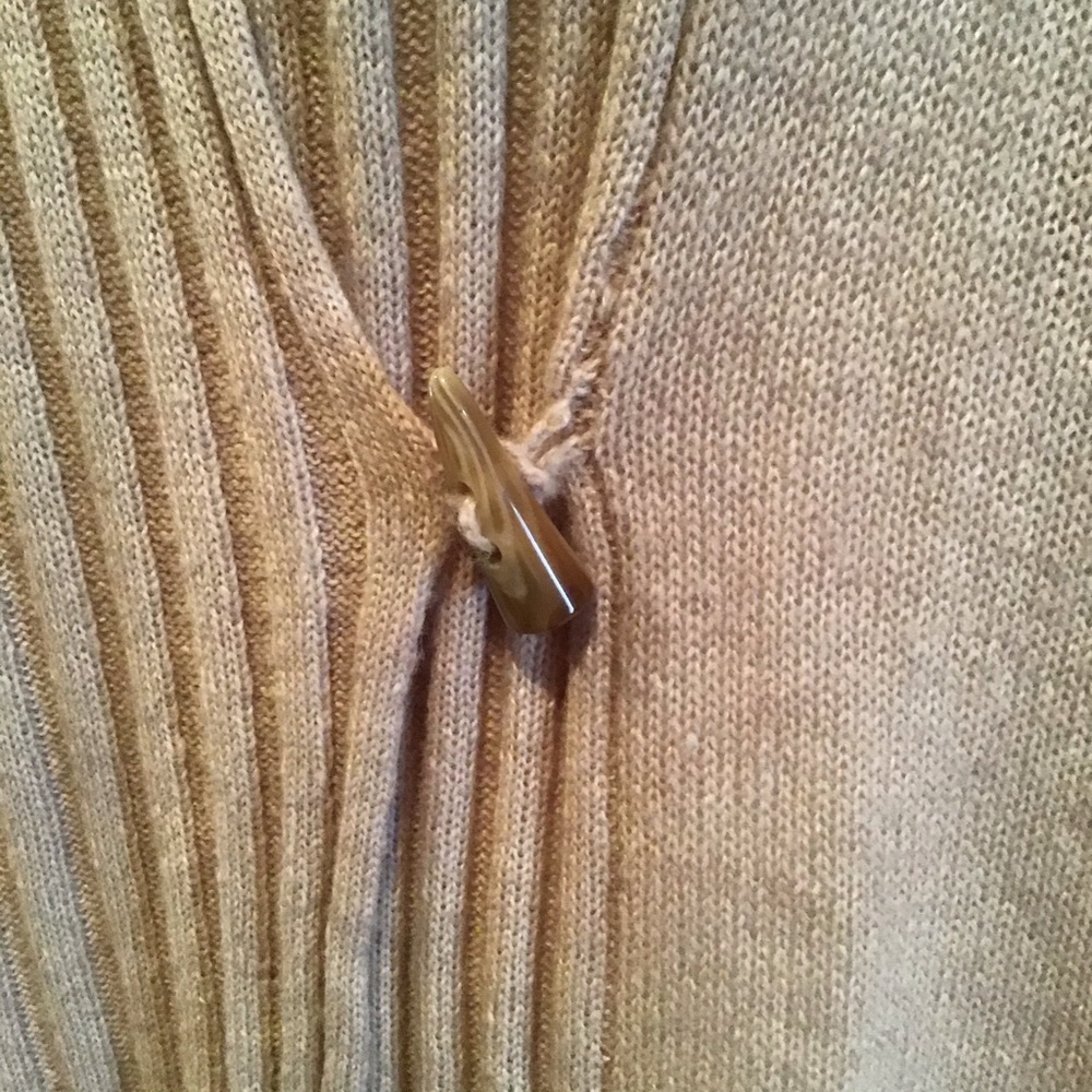 BB Dakota Long sweater wrap, small, EUC - Picture 4 of 8